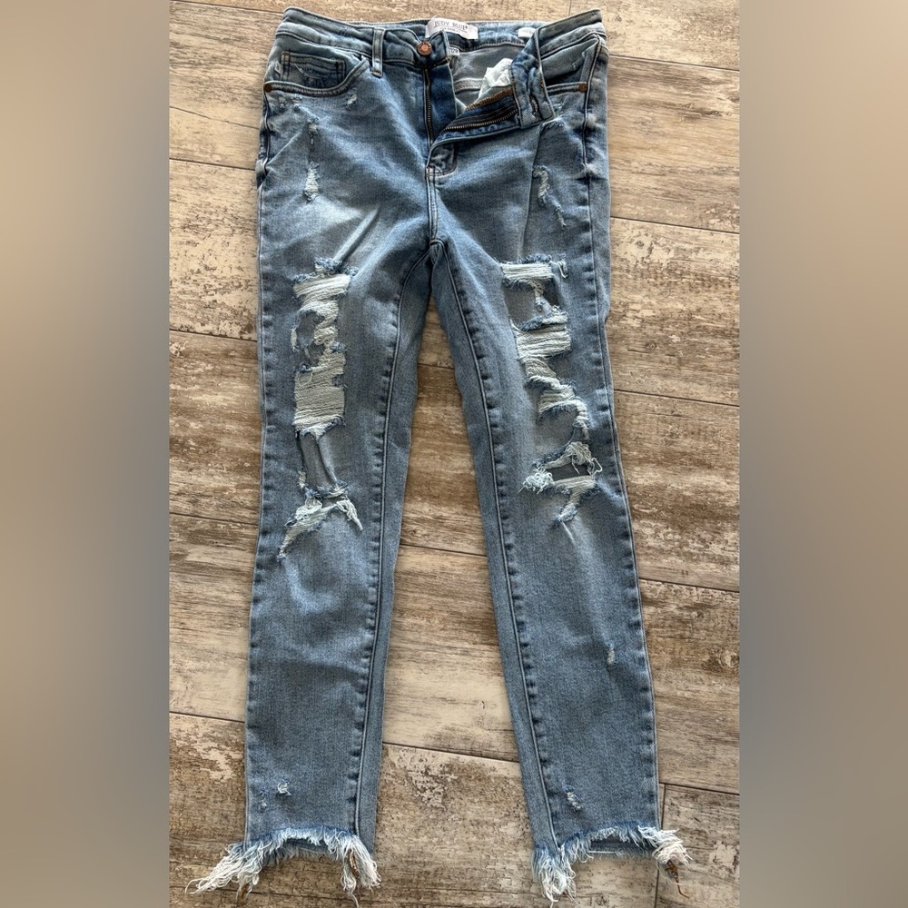 Judy Blue Light Blue Distressed Skinny Jeans